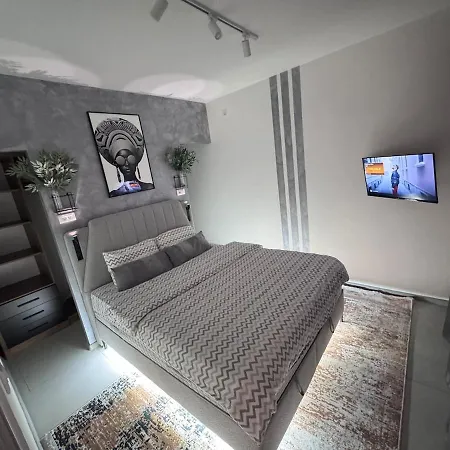 Spa Apartment Residence, With 2 Pools And Jacuzzi-3