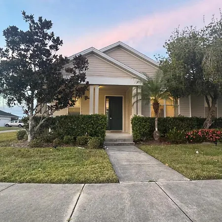4Br Modern Home In Kissimmee Sleeps 10 With Heated Pool And Bbq-3