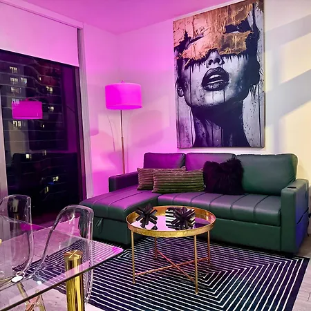 Luxury Chic Miami Studio-2