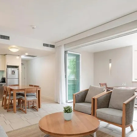 Lush Hastings Street Beach Abode-2