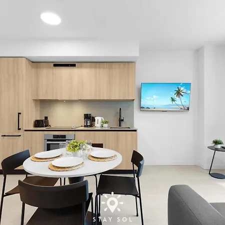 Elevated Stay In Modern 1Br And Den In Downtown Miami-3