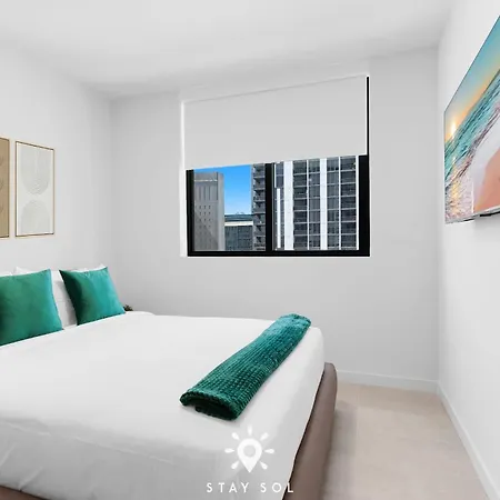 Rooftop Paradise And Modern 1Br With City Views-2