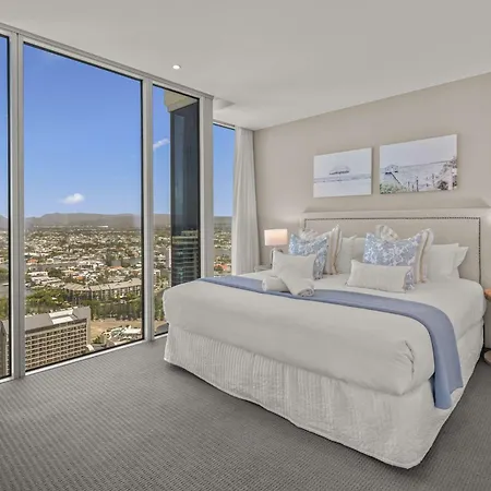 Sky-High Ocean Views 5 Star Resort Facilities-3