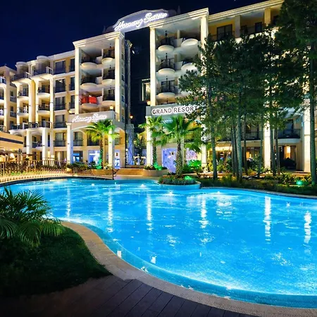 Harmony Suites Grand Resort 15-102 Private Apartment-2