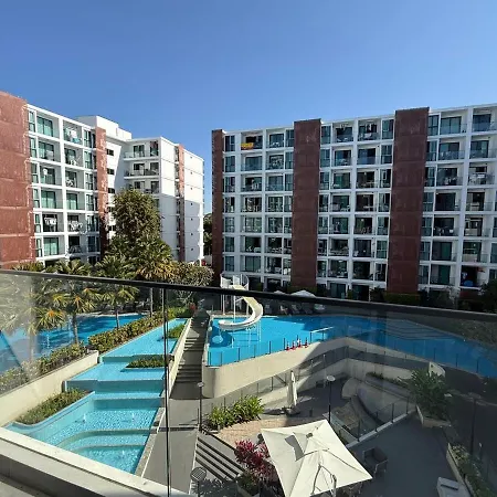 The One Pool View Large 1 Bedroom Family Park Cooking Allowed-3