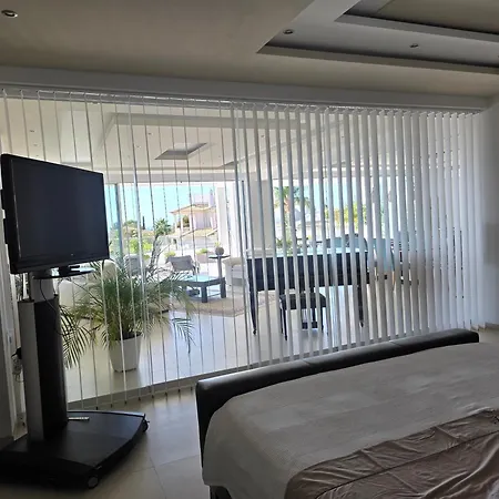 Luxury Seaview Apartment-2