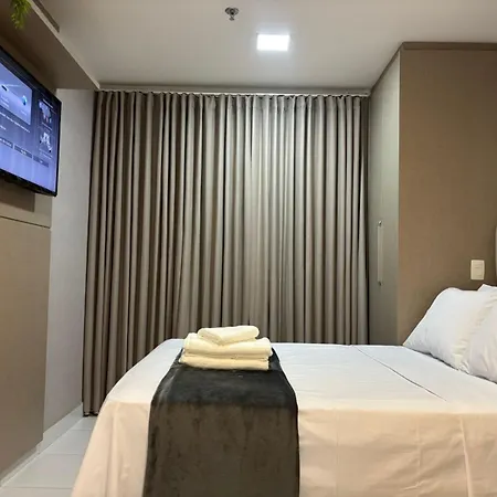 1Br W Ac, Office, Kitchen &Park Near Flamboyant-2