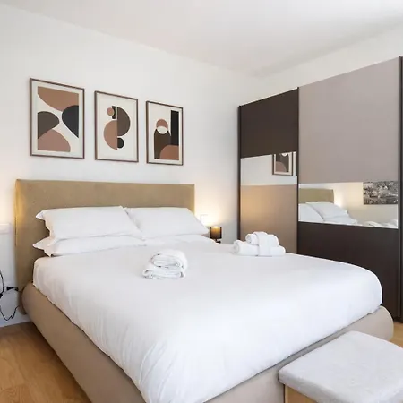 Elegantis Aventino Charming Flat With Private Terrace - Colosseo, Metro And Circo Massimo Nearby-2