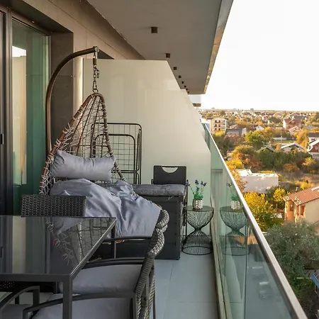 Glam Apartment In Odyssey Spa Pools And Parking Resort-2