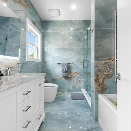 Luxury 4Br Home Near Manhattan Sleeps 12-3