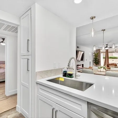 2 Bedroom 1St Floor Condo Near Scottsdale Old Town-3
