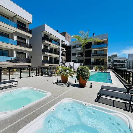 Oasis Do Atlantico 402 A - Apartamento Amplo Em Condominio Completo A Apenas 5 Minutos Da Praia De Palmas-2