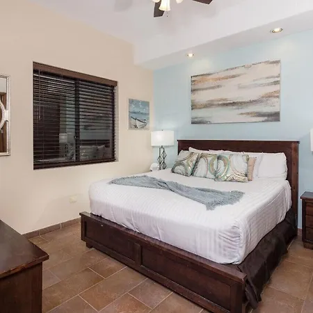 Las Palomas Designer Condo Bunk Room-3