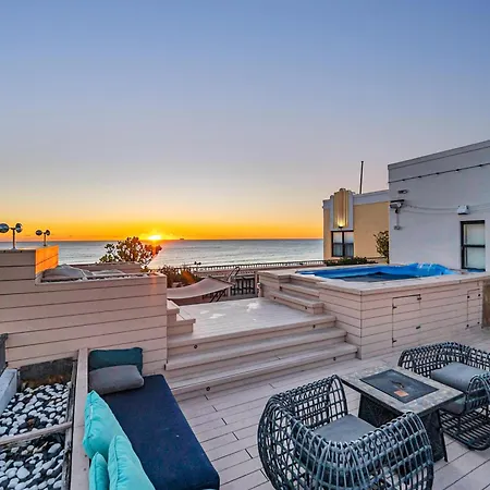 Crown Jewel Of Ocean Drive- 2 Story Penthouse, 4 Bedrooms & Private Rooftop Spa-3