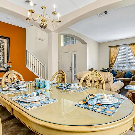 Charming Home With Pool, Pool Spa, Lanai, Central Ac, & Washer/Dryer-3