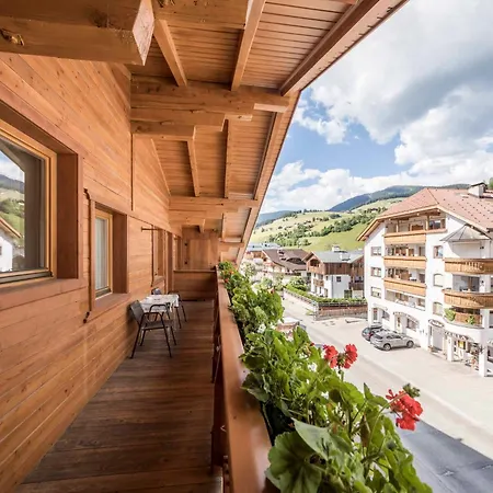 Garni Hotel Residence Diamant-3