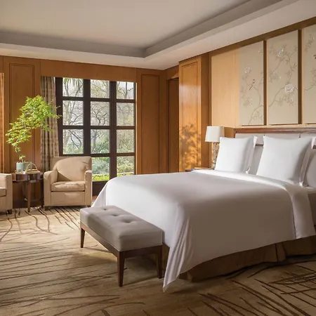Four Seasons Hotel Hangzhou At West Lake-3