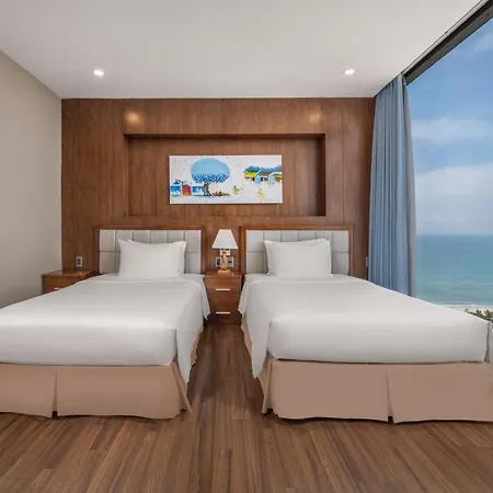 Yarra Ocean Suites Danang-2