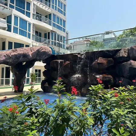 Grand Avenue Suites X Monthstayz Thailand-3