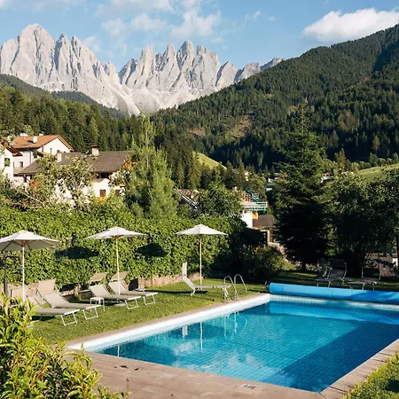 Hotel Tyrol-2