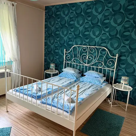Zso-Ze Apartman-2