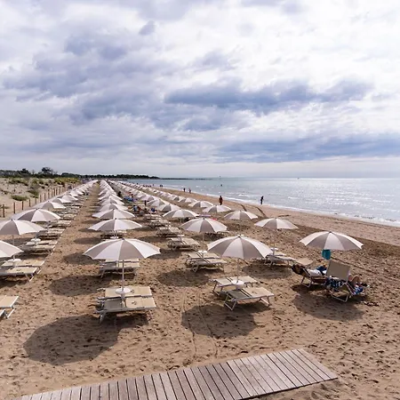Club Del Sole Jesolo Family Resort-3