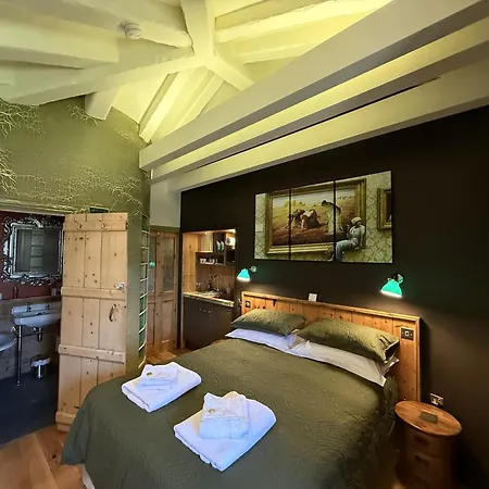 Bradleigh Lodge-2