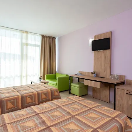 Ivana Palace Hotel - Free Parking-2