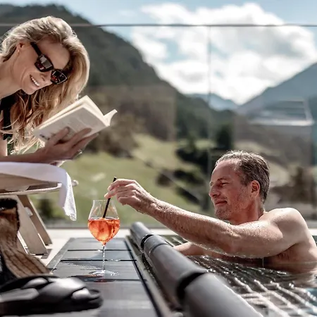 Das Central – Alpine . Luxury . Life-3