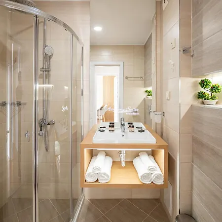 Harmony Suites - Dream Island-3