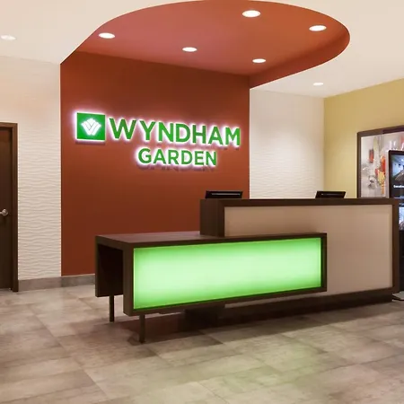 Wyndham Garden Edmonton Airport-3
