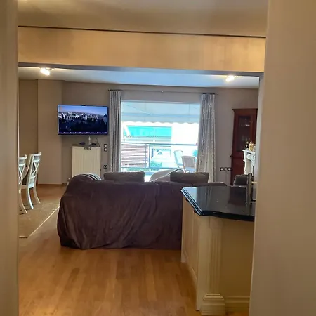 Luxury Apartment In The Elite Area-2