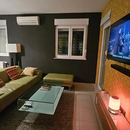 Apartment Zaralux-3