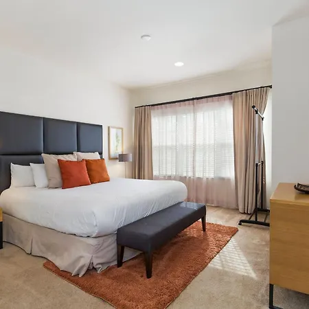 2 Bedrooms 25 Bathrooms Regal Oaks 2604 Rl-2