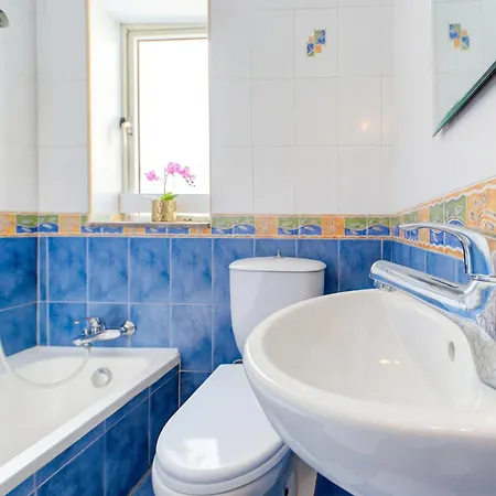 Don Rua 3Bd Apartments & Penthouse With Heated Jacuzzi-2