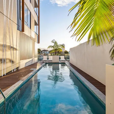 Essentia Surfers Paradise Boutique Apartments-2