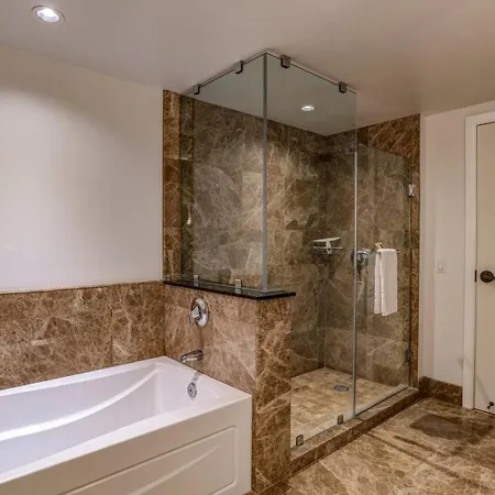 Honua Kai Ocean Front 3 Free Rental Cars Kbm Resorts Ocean Front 3 Units 7 Bedrooms Hk Ml-2627-3