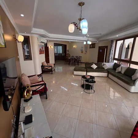 Nyali Beachluxe 3Bdr Pool Beach-Access-3