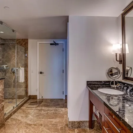 Honua Kai Villas Ocean View 5 Bedroom Sleeps 14 Complimentary Car With 6 Nights Hkh Ml-2537 By Kbm-2