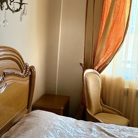 Квартира В Центре Тбилиси-2