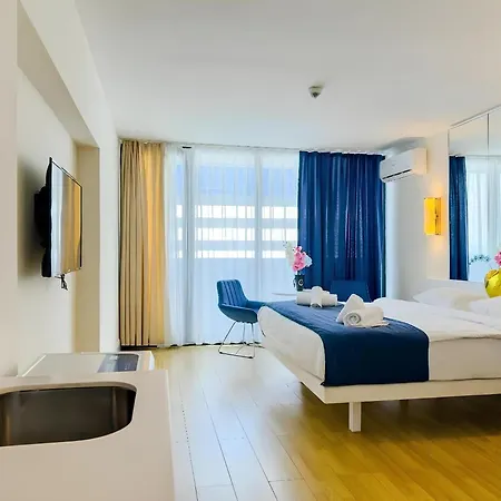 Orbi City Luxury Sea View Resort Aparthotel-3