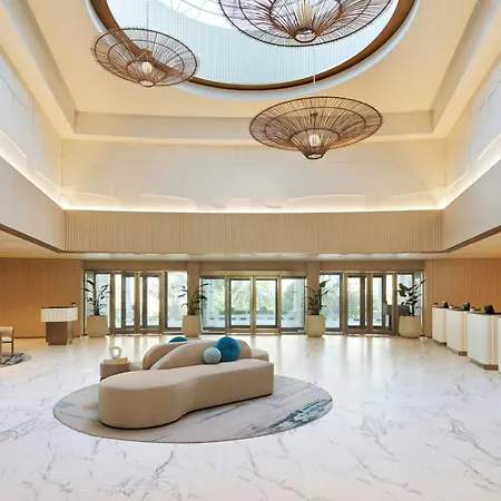 Le Meridien Al Aqah Beach Resort-2