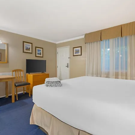 Best Western Inn at Penticton-3