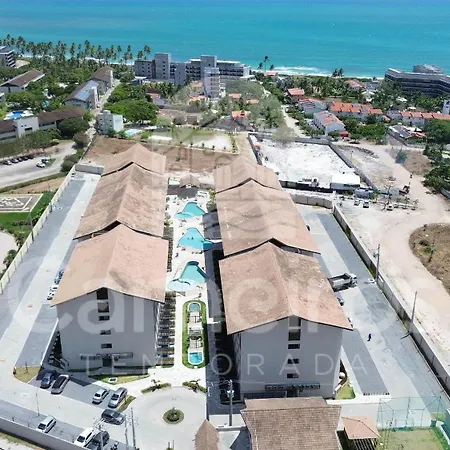Max Carneiros Suites By Cta-2