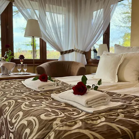 Hotel Dwor Karolowka-2