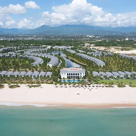 Melia Vinpearl Cam Ranh Beach Resort-2