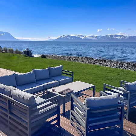 Lyngen Experience Lodge-2