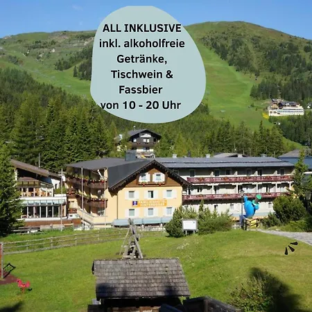Familienhotel Hinteregger-2
