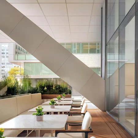 The Ritz-Carlton, Toronto-3
