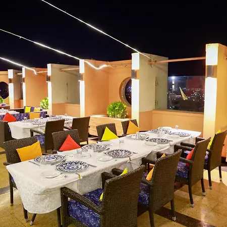 Avari Towers Karachi-3